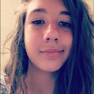 Meet your Posher, Bella